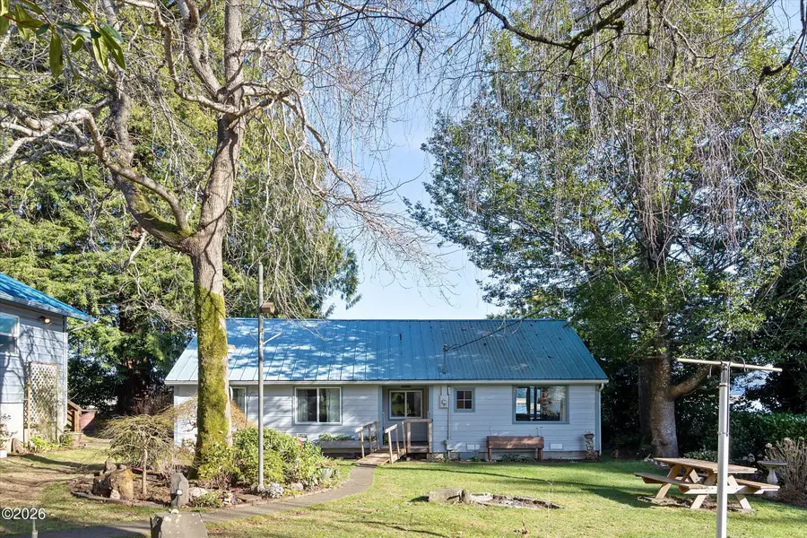 2032 SE Garden, Waldport, OR 97394 - #2