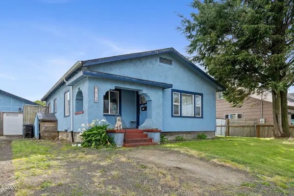 1313 1st, Tillamook, OR 97141