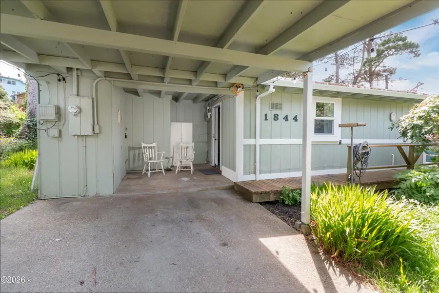 1844 NW 33rd, Lincoln City, OR 97367 - #2