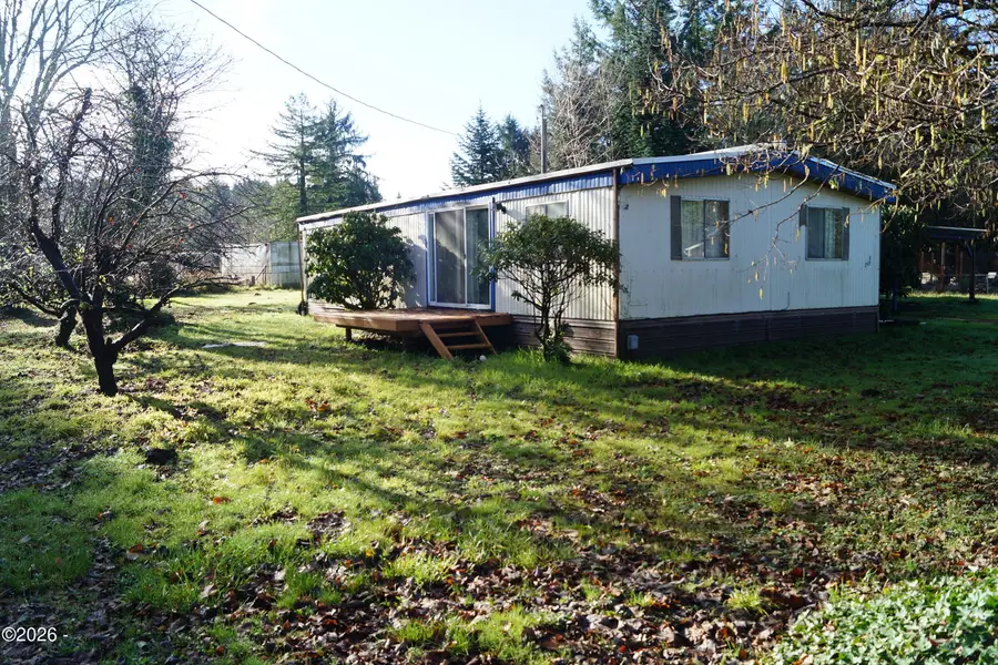 341 SE Swan, Siletz, OR 97380 - #3