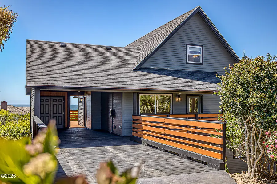 1124 SW Mark, Newport, OR 97365 - #2