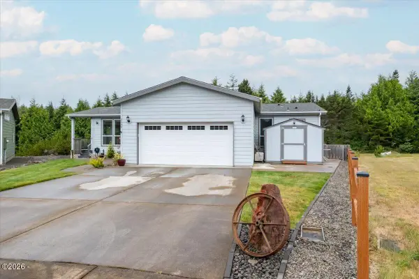 2050 SW Green, Waldport, OR 97394