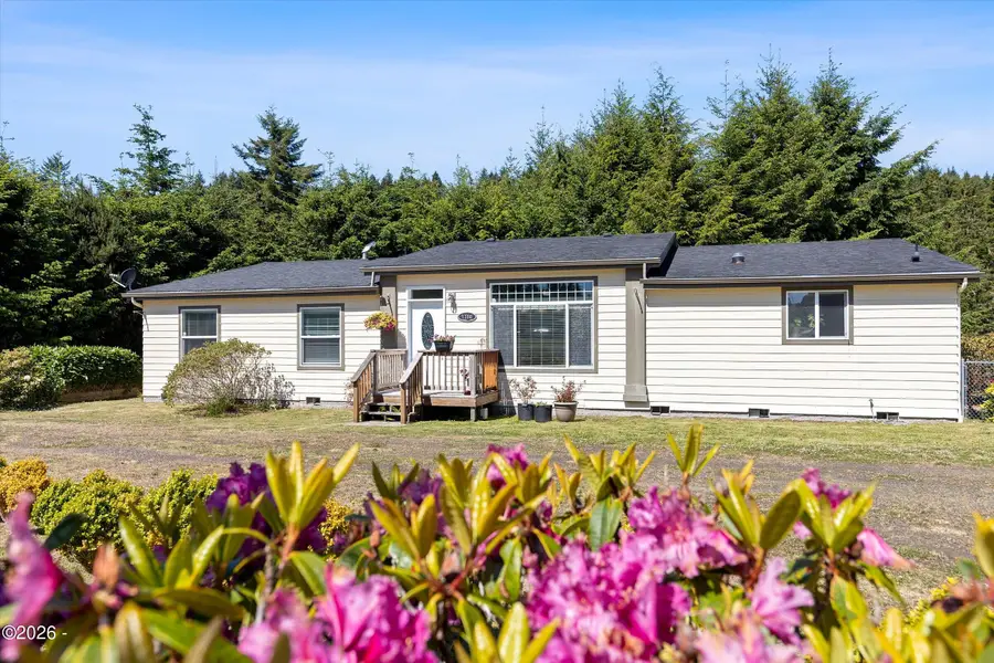 1380 SE Virginia, Waldport, OR 97394 - #3