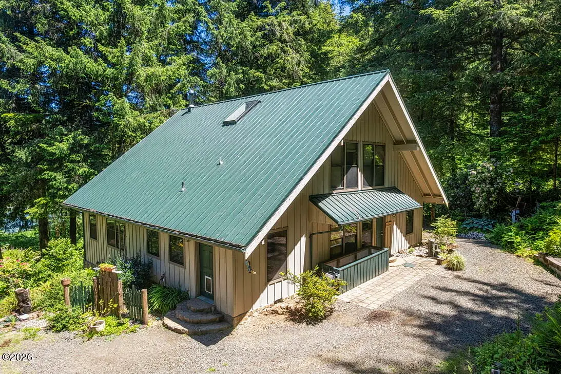 482 S Millport Slough Rd, Lincoln City, OR 97367 - #1