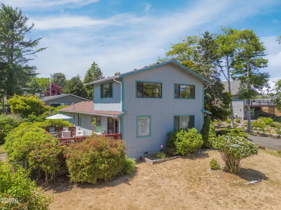 3624 NE West Devils Lake, Lincoln City, OR 97367 - #3
