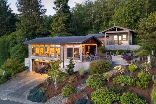 7730 Brooten Mountain Loop, Pacific City, OR 97135