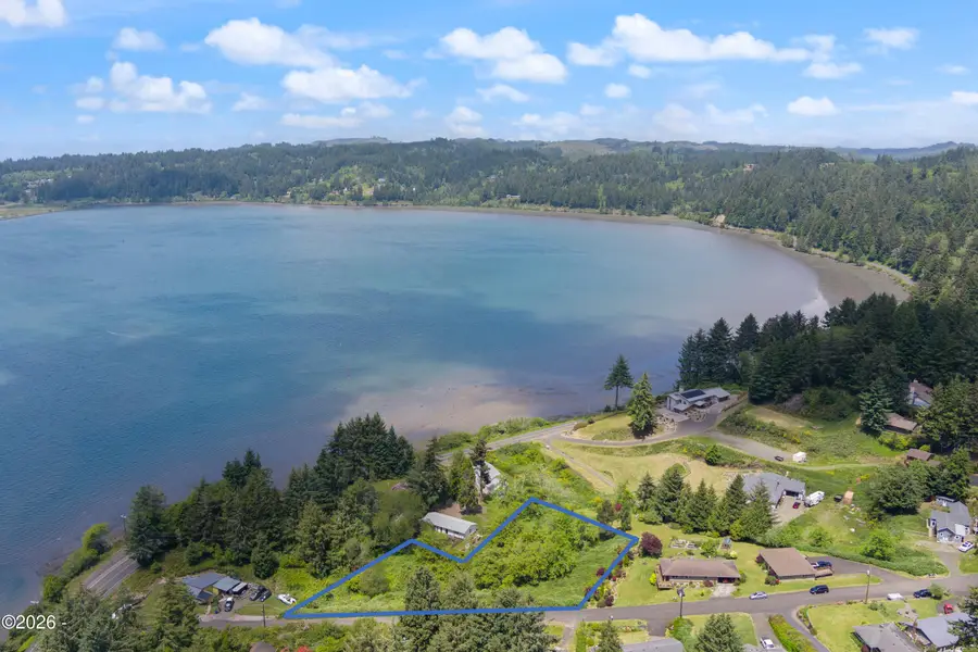 70 SE Yaquina View, Newport, OR 97365 - #3
