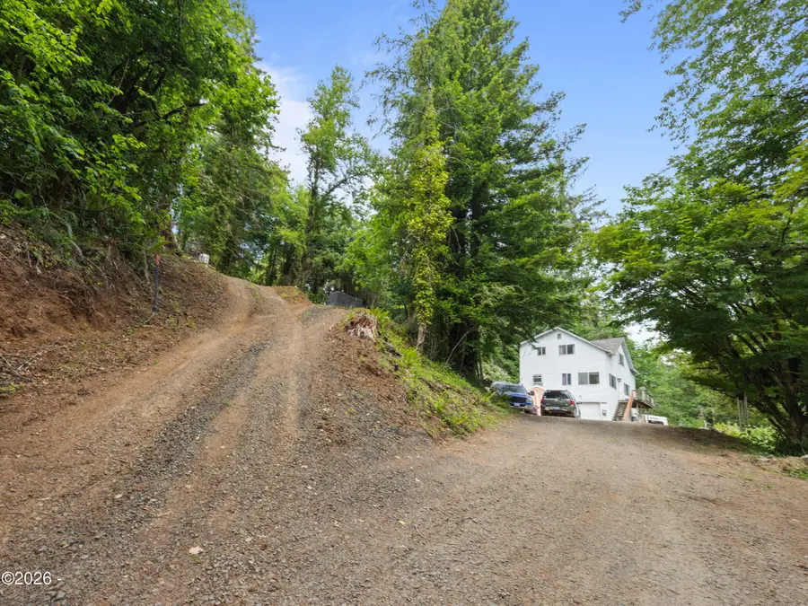 333 SE Olson, Toledo, OR 97391 - #3