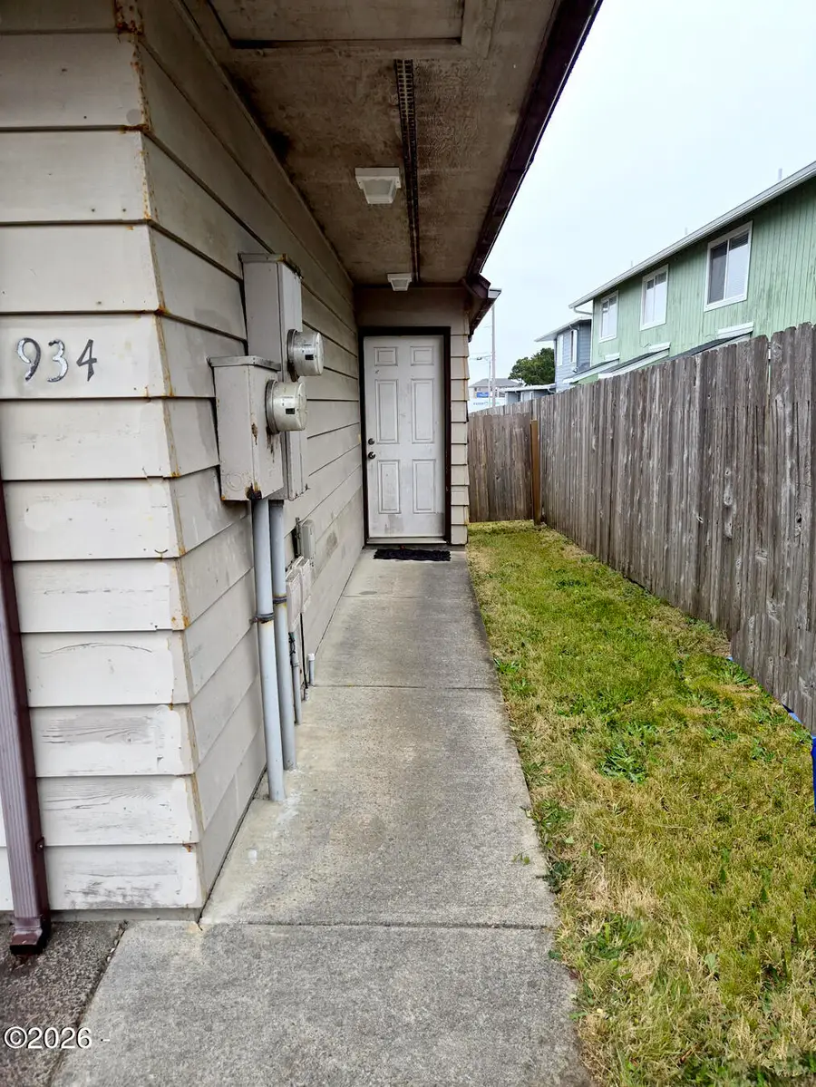938 SW 11th, Newport, OR 97365 - #3