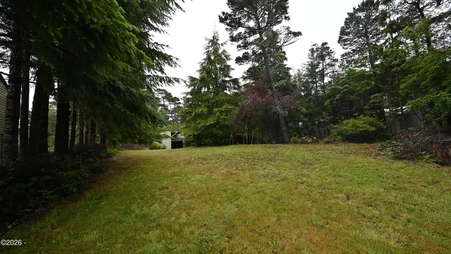 5980 NE Colfax Ave, Yachats, OR 97498 - #2