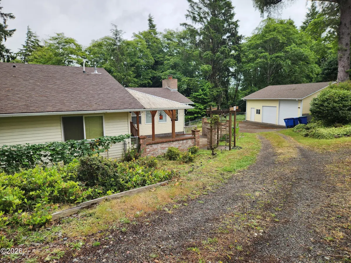 2020 NE Surf, Lincoln City, OR 97367 - #1