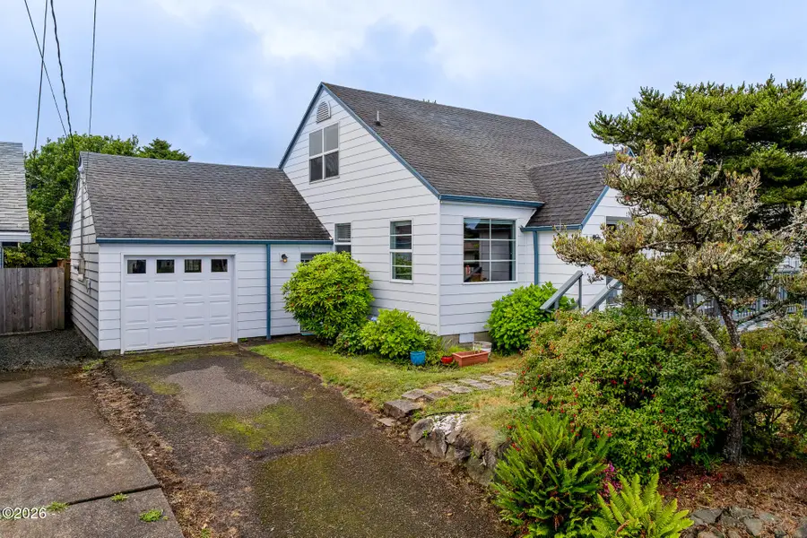 130 N N Coral, Rockaway Beach, OR 97136 - #2
