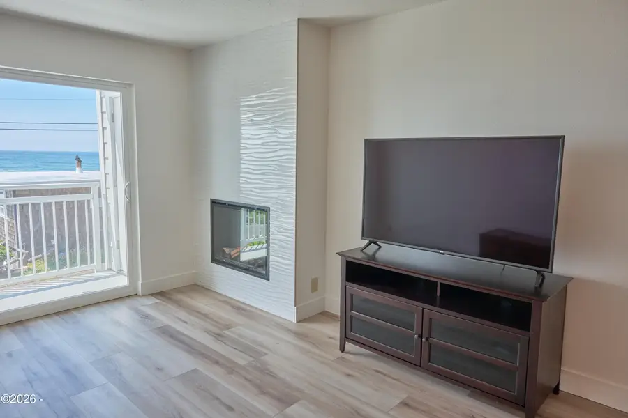 1415 NW 31st, Lincoln City, OR 97367 - #3