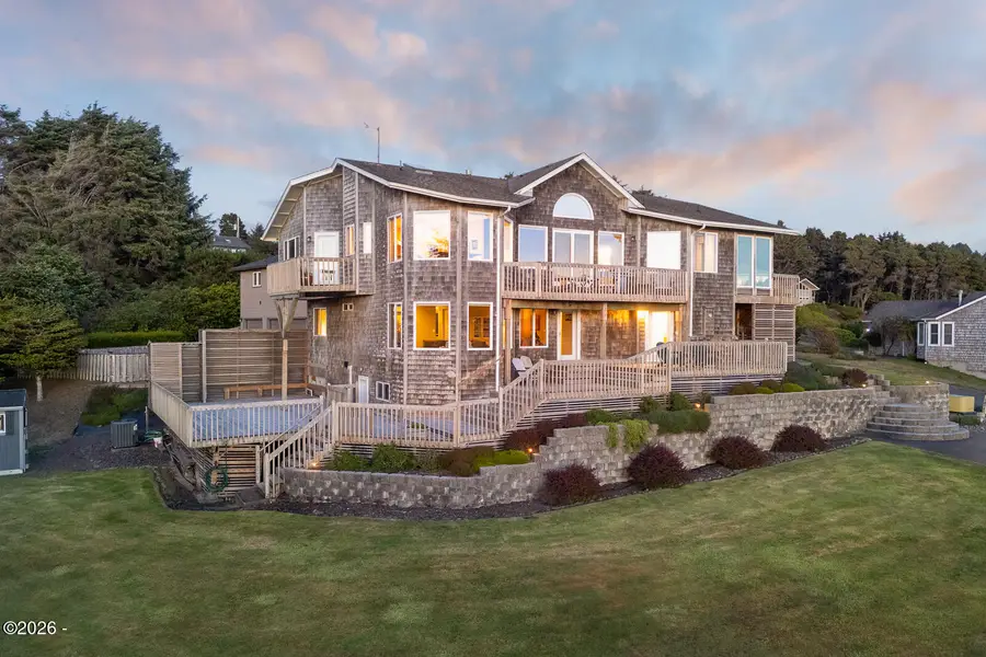 1903 NE Spindrift, Lincoln City, OR 97367 - #3