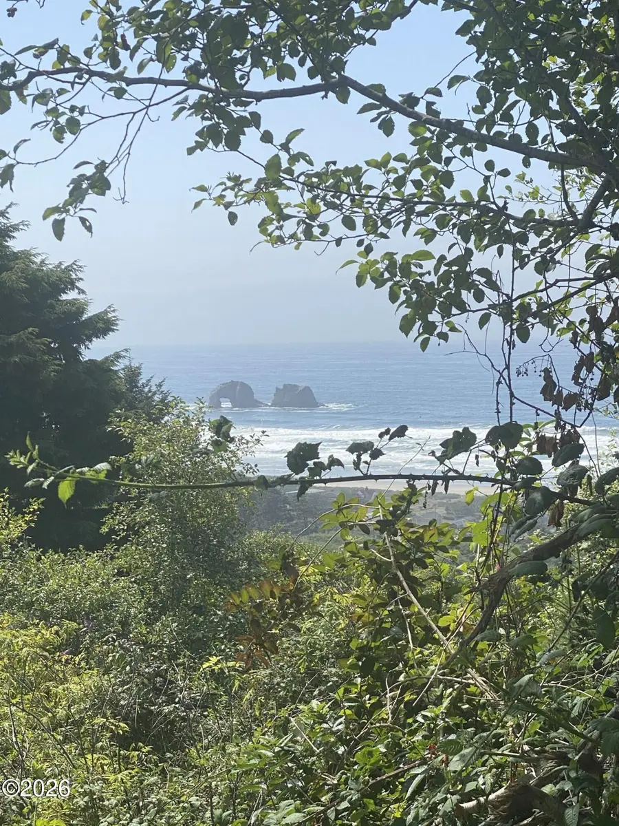 64 Hillside, Rockaway Beach, OR 97136 - #2