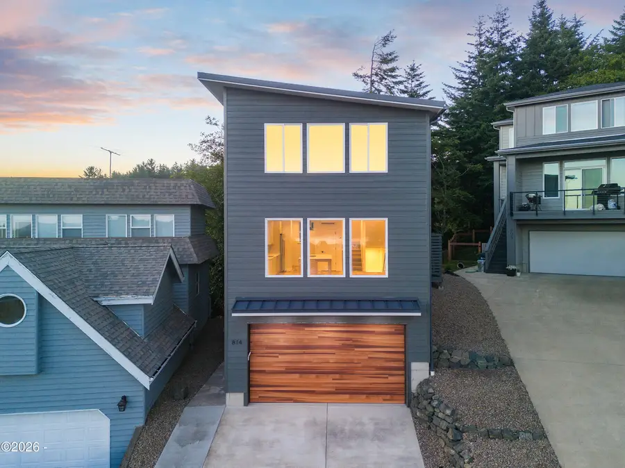 814 SE Crescent, Newport, OR 97365 - #2