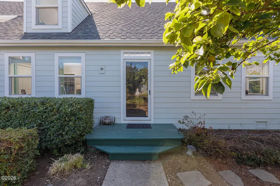 9235 Trout, Gleneden Beach, OR 97388 - #3