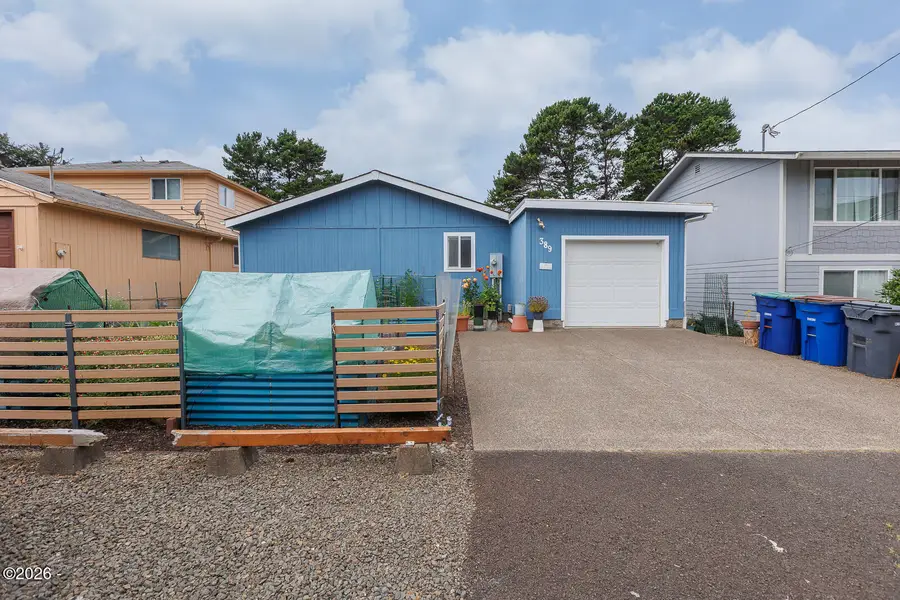389 SE Inlet, Lincoln City, OR 97367 - #2