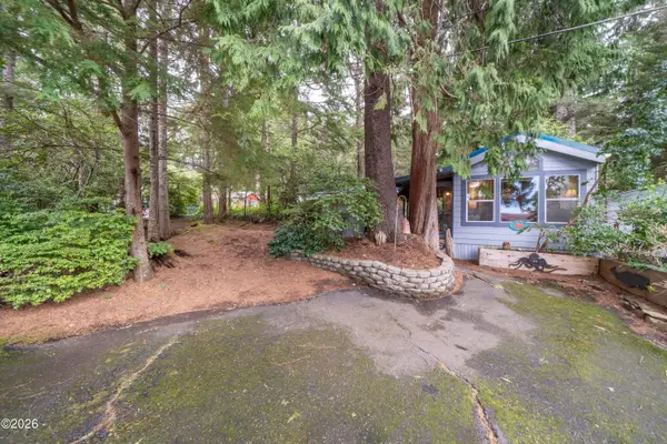 3700 N Hwy 101, Depoe Bay, OR 97341