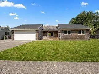 135 NW Cedar, Warrenton, OR 97146