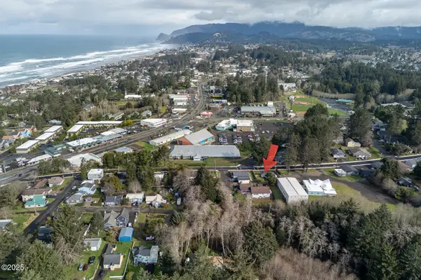 2022 NE 21st, Lincoln City, OR 97367