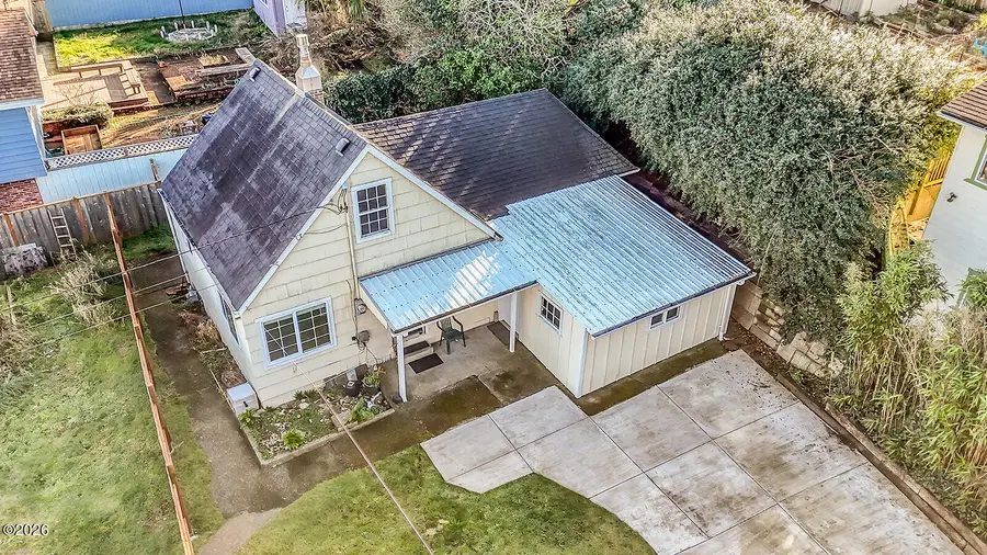 338 NE Avery, Newport, OR 97365 - Image #3