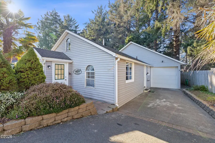 3607 NW Port, Lincoln City, OR 97367 - #2