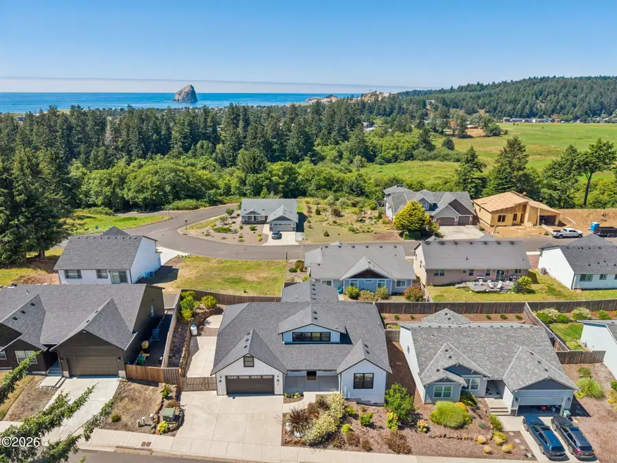 34980 Lahaina Loop, Pacific City, OR 97135 - #2