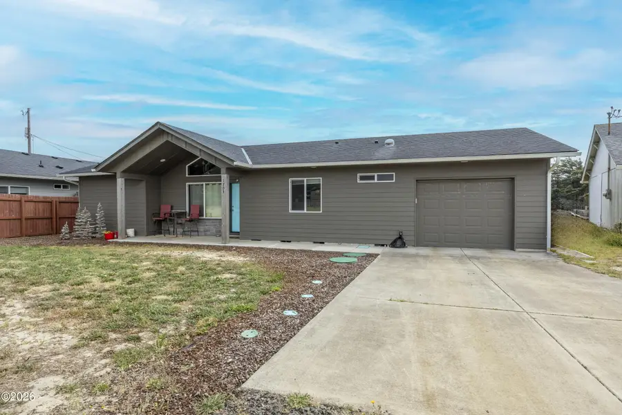 1705 NW Canal, Waldport, OR 97394 - #2