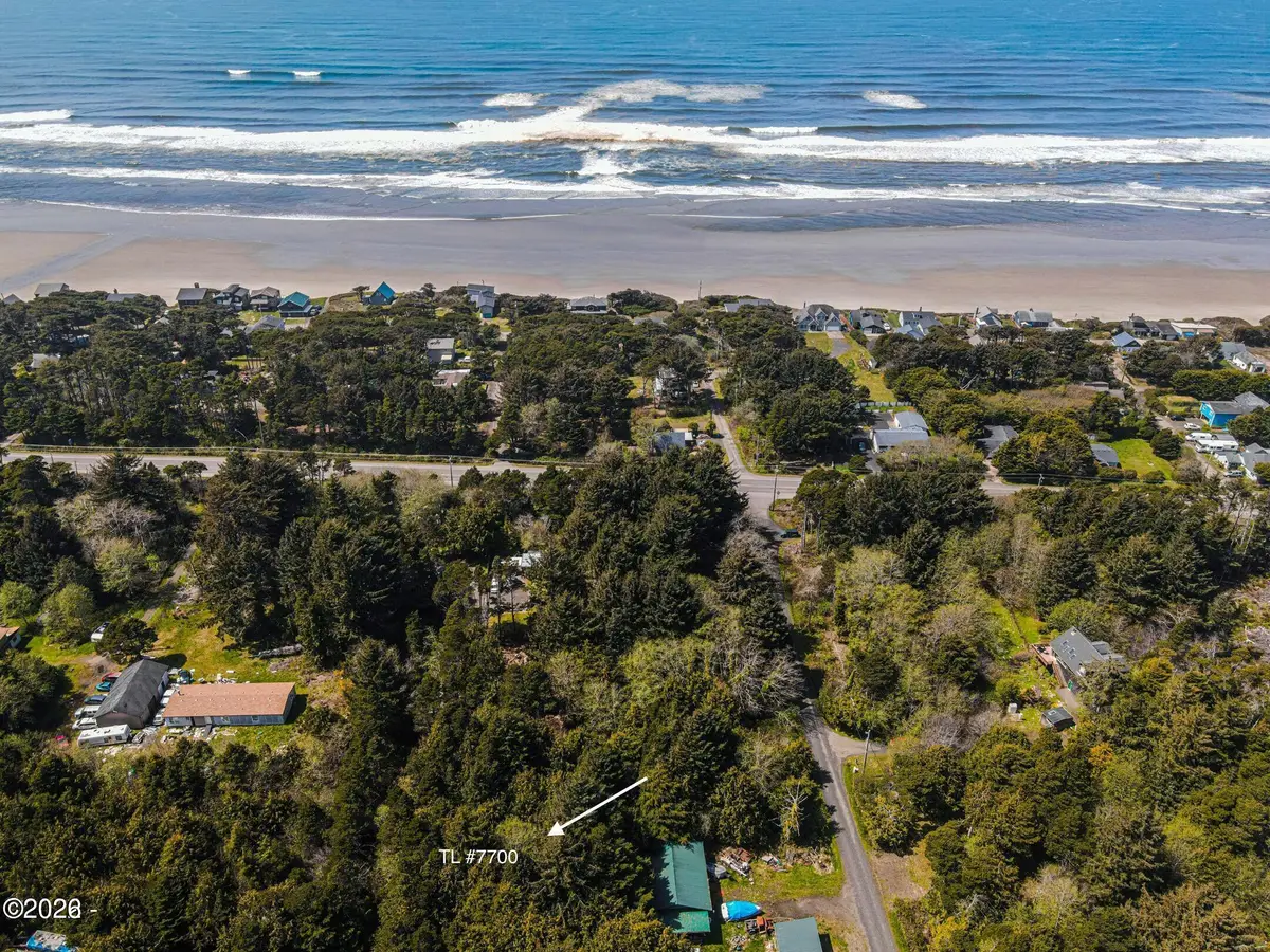 300 NE Washington, Yachats, OR 97498 - #1