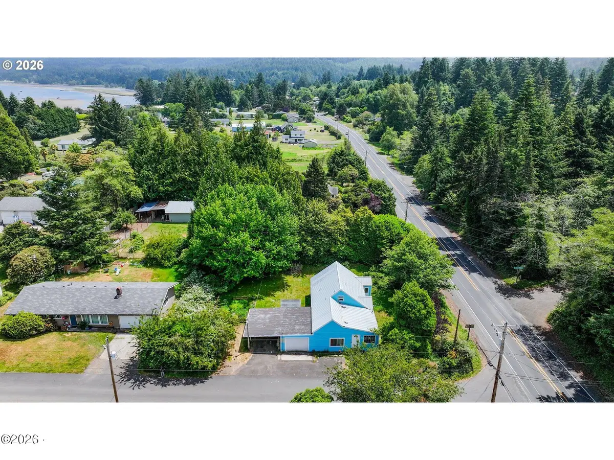 677 SE Moffitt, Waldport, OR 97394 - #1