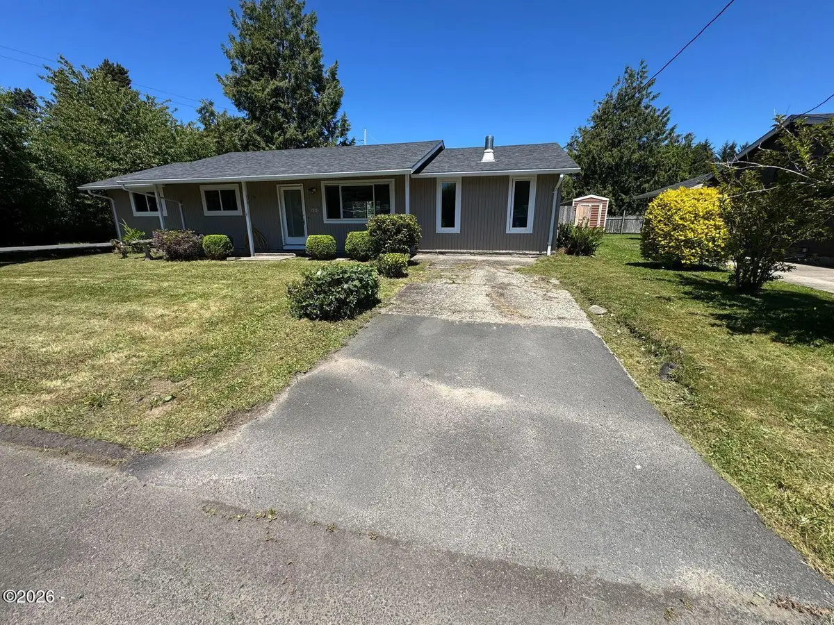 120 SE Salmon, Waldport, OR 97394 - #1