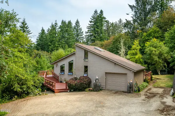 820 NE Alder, Toledo, OR 97391