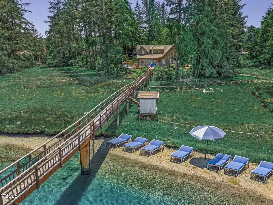 1050 SE Shady Cove, Waldport, OR 97394 - #2