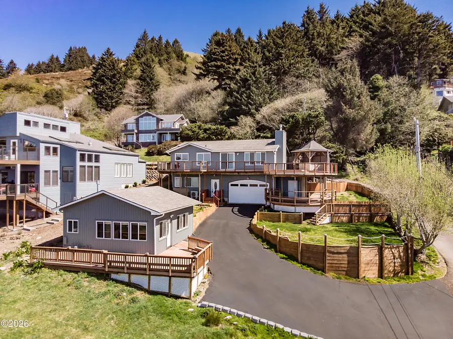 1935 NE 69th, Lincoln City, OR 97367 - #2