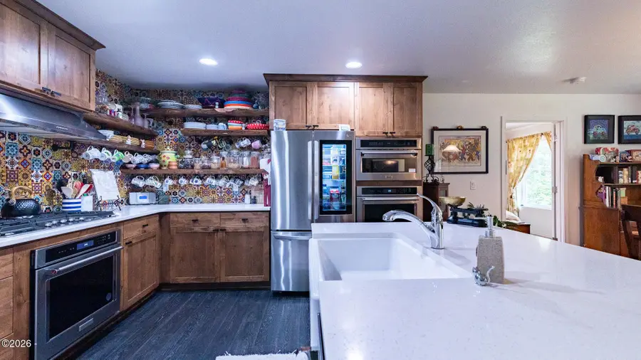 70 SW Cormorant, Depoe Bay, OR 97341 - #3