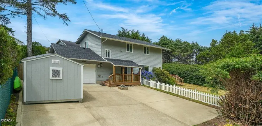 8242 SW Abalone, Newport, OR 97366 - #3
