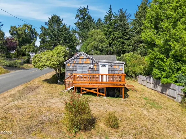 1418 NE Oar, Lincoln City, OR 97367