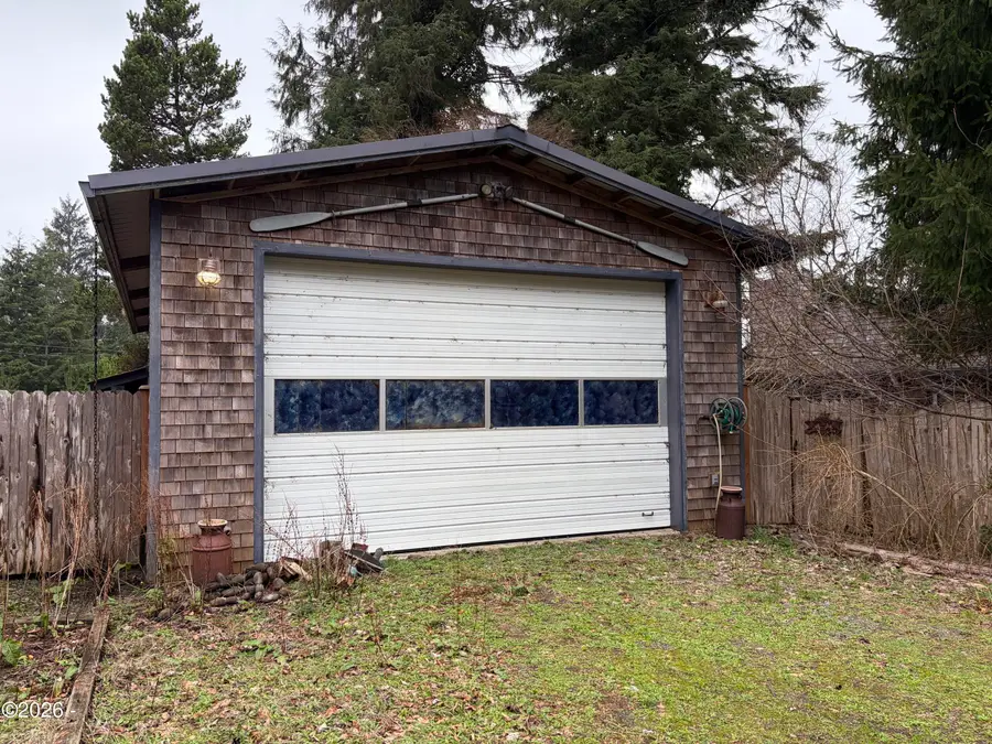 119 S Lagoon, Rockaway Beach, OR 97136 - #3