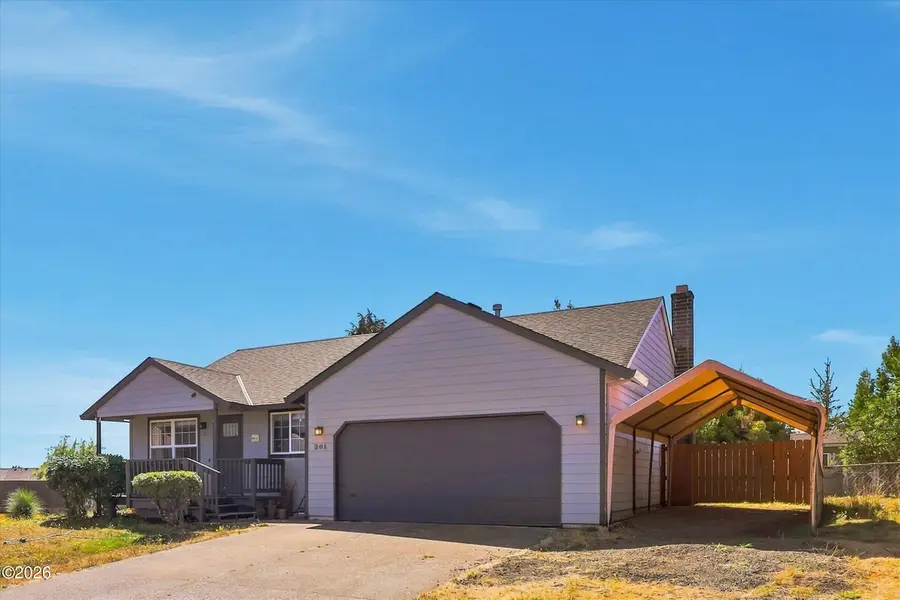 301 NW Denton, Dallas, OR 97338 - #2