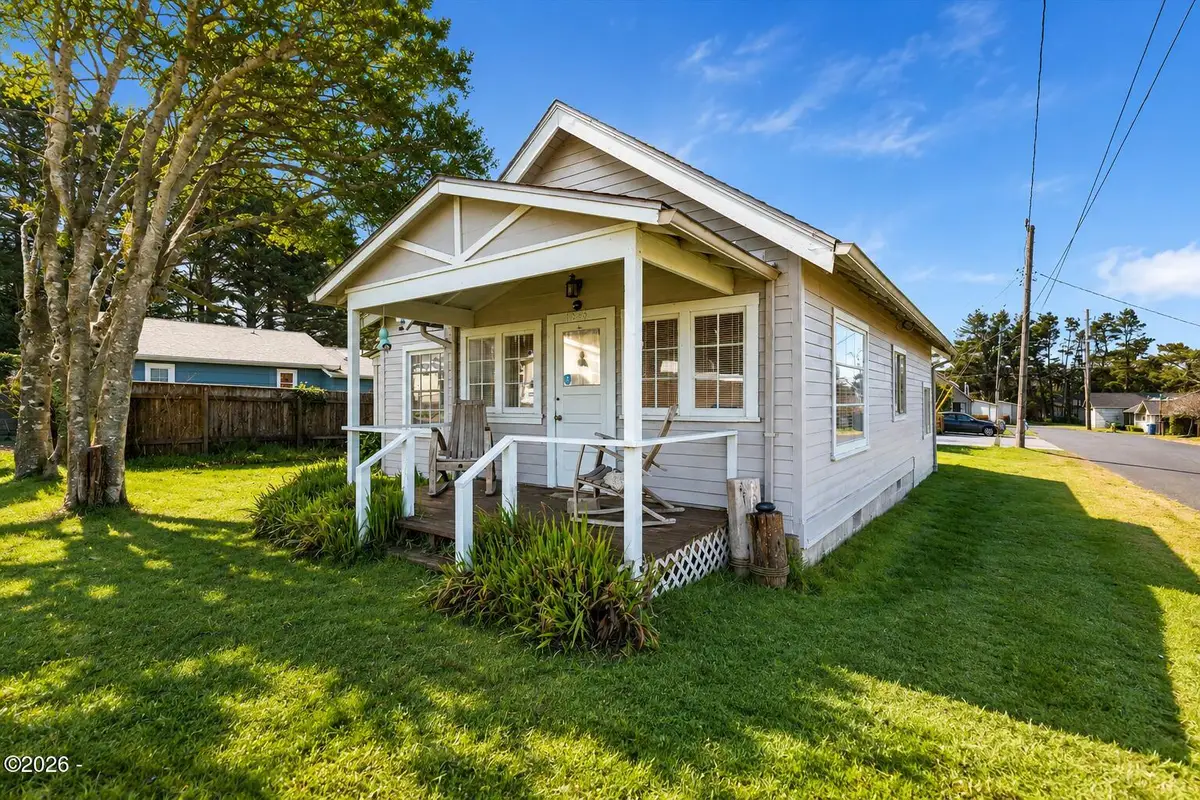 1514 NE 11th St, Lincoln City, OR 97367 - #1
