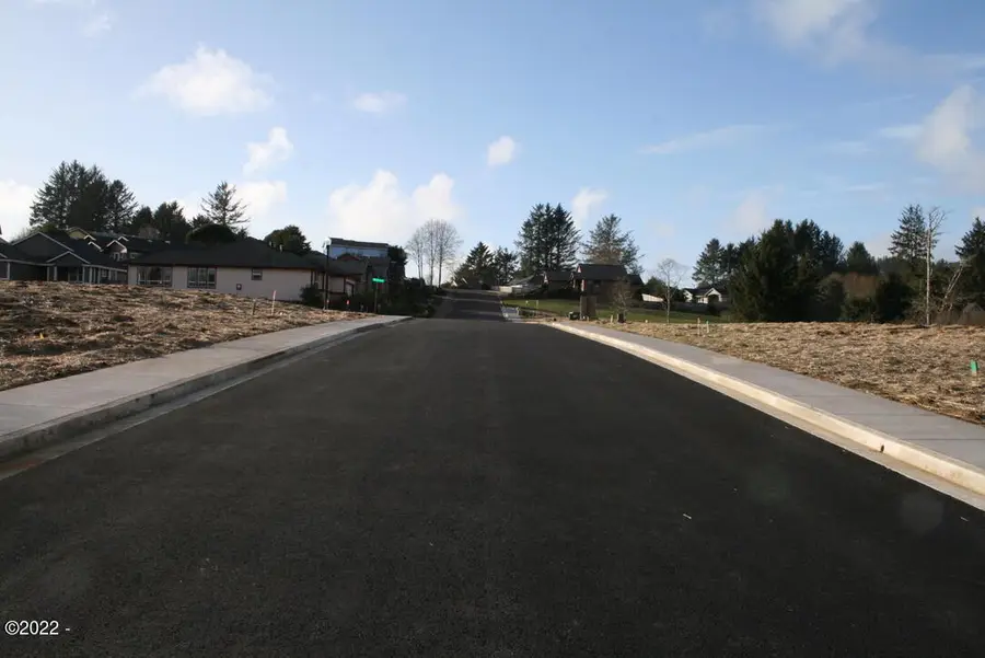 2762 NE 55th, Lincoln City, OR 97367 - #3