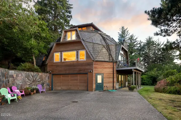 46615 U.s. 101, Neskowin, OR 97149