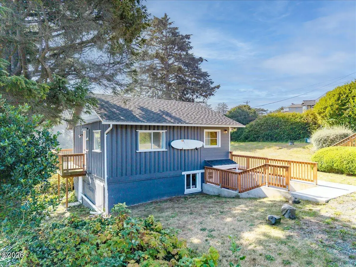 449 SW 10th, Newport, OR 97365 - #1
