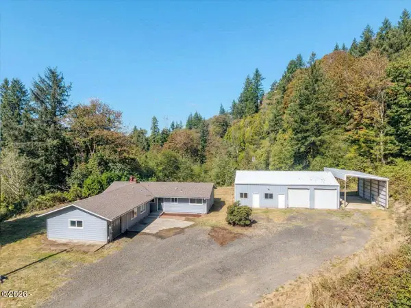 2220 SE Ammon, Toledo, OR 97391