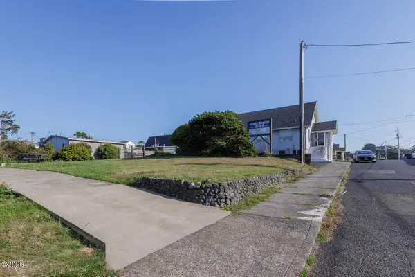 11 SW High, Newport, OR 97365