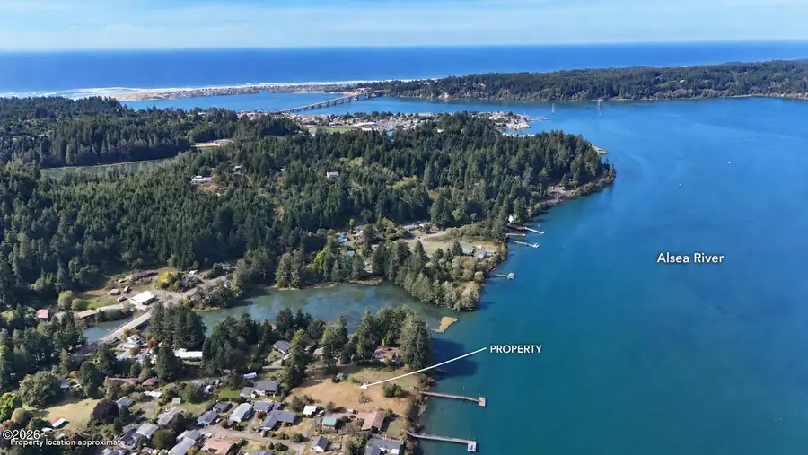 403 SE Moffitt, Waldport, OR 97394 - #2
