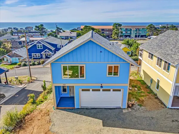 426 NW 5th, Newport, OR 97365