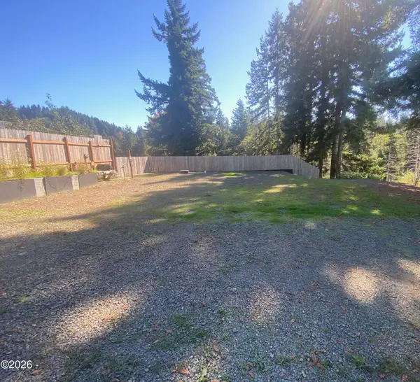469 N Fawn, Otis, OR 97368