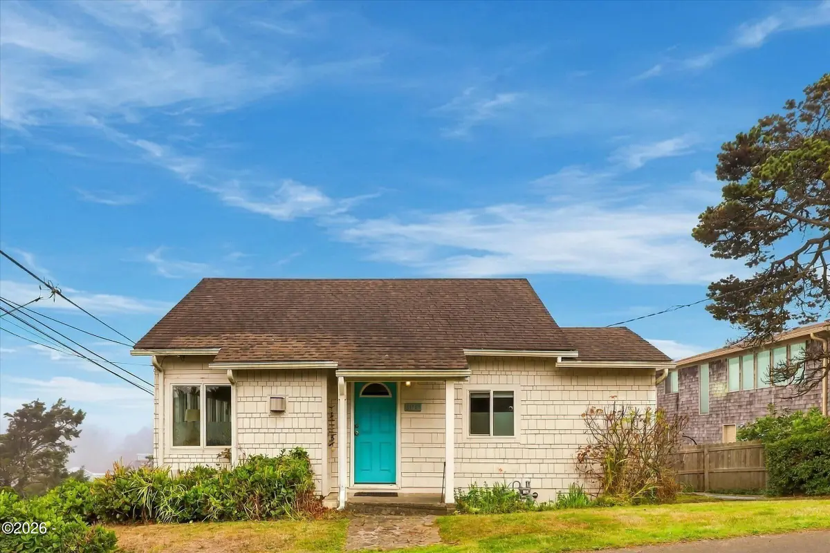 704 SW Fleet, Lincoln City, OR 97367 - #1